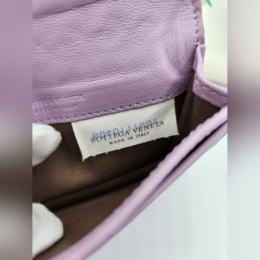Bottega Veneta Lilac Intrecciato Leather Card Case Wallet Snap Closure w/ Box - Picture 9 of 11